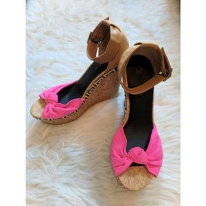 ❗ Last Chance ❗ JustFab Pink Bow Wedges